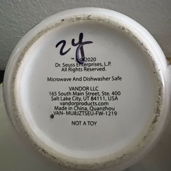 Dr Seuss Mug ‘Oh the places you’ll go’ white 2020 - Picture 3 of 3